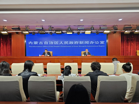 自治区政府新闻办召开2024年一季度全区经济运行情况发布会