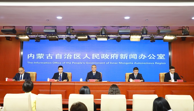 自治区政府新闻办举办“以教育家精神铸魂强师?加快推进教育强区建设”新闻发布会